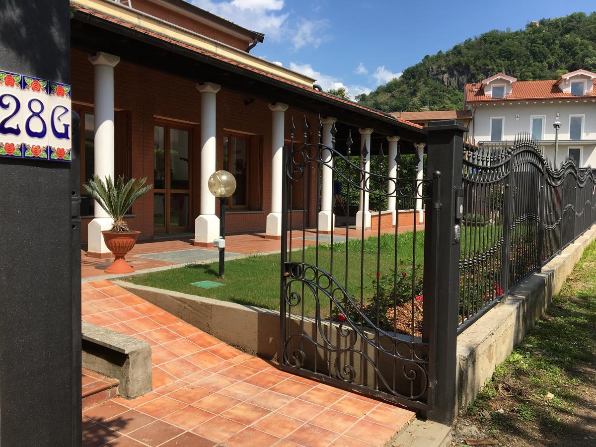 Ostello Casa Emmaus Maccagno Екстер'єр фото