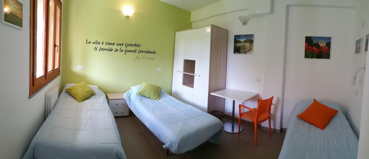 Ostello Casa Emmaus Maccagno Екстер'єр фото